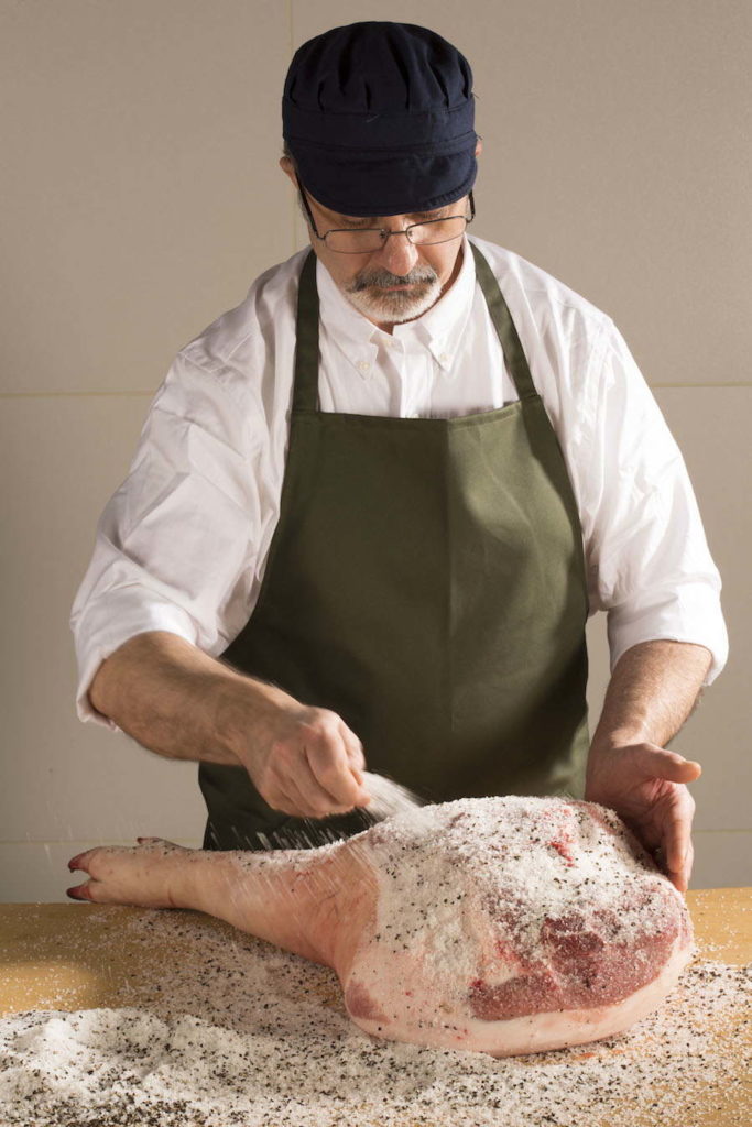 Salagione del prosciutto