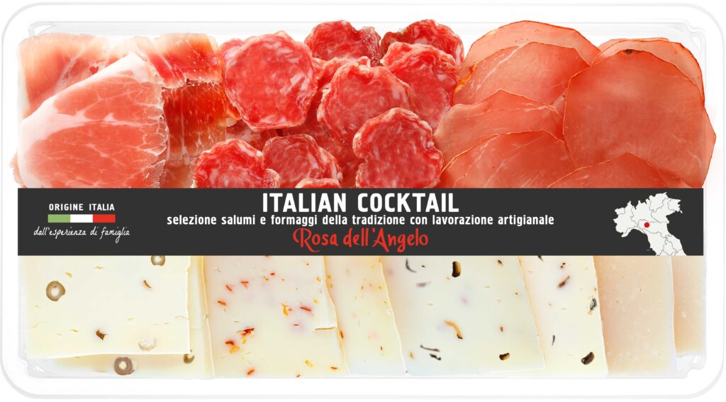 Cocktail italien avec charcuterie et fromage