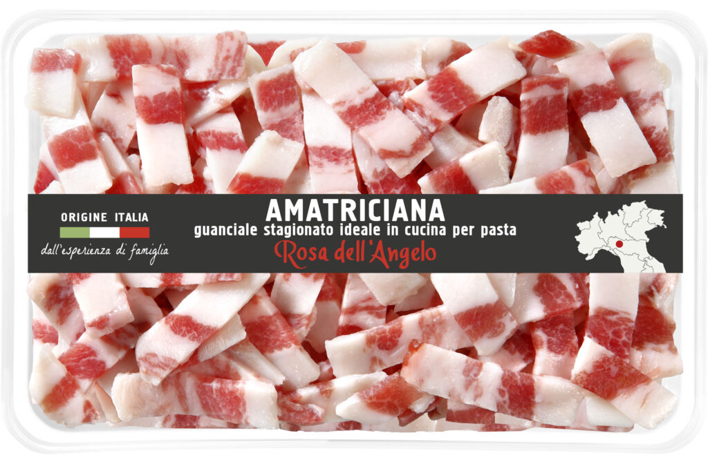 La joue de porc séchée est une typique charcuterie de l'Italie idéal pour carbonara et pour assaisonner les pâtes